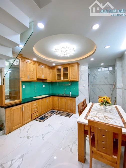 BÁN NHÀ MỚI LENG KENG QUANG TRUNG – P.11 GÒ VẤP - 5 TẦNG - 4PN - 7.34 TỶ - 5