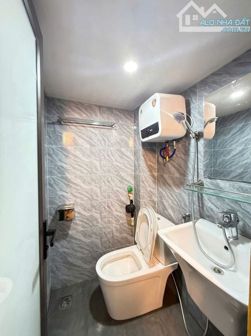 Chính chủ bán chung cư mini Ngã Tư Sở, 12 phòng, 7 tầng thang máy, DT 7%/năm, 10,9 tỷ - 5