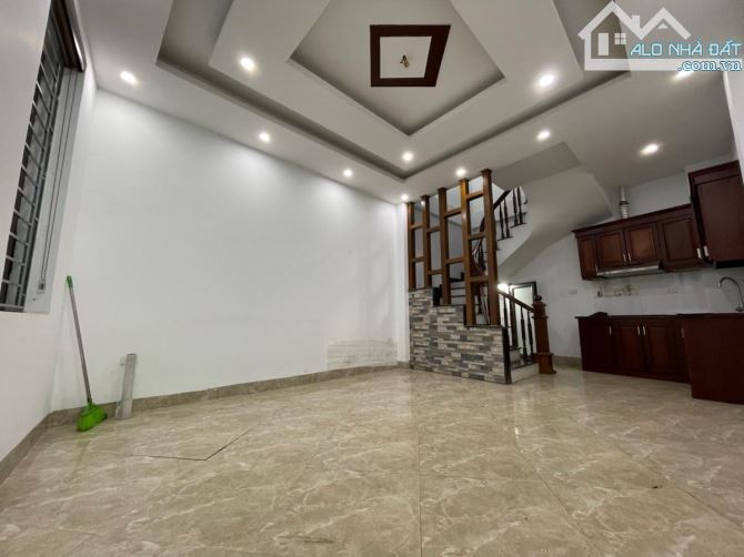BÁN NHÀ TRẦN CUNG LÔ GÓC 2 MẶT THOÁNG GIÁ 7.4 TỶ, NGÕ RỘNG, GẦN PHỐ KINH DOANH SẦM UẤT - 5