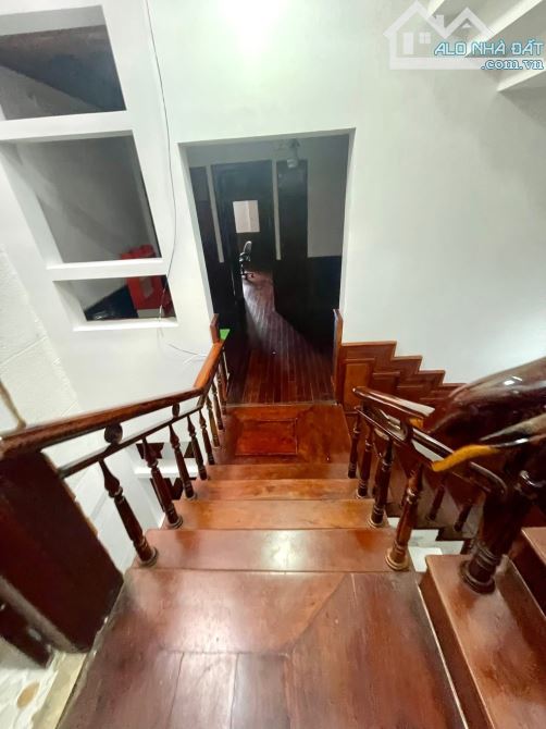 BÁN NGÀ 4 LẦU ĐƯỜNG NỘI BỘ TÔN ĐỨC THẮNG. DT:5,5x15M. GIÁ: 8,2 TỶ - 5