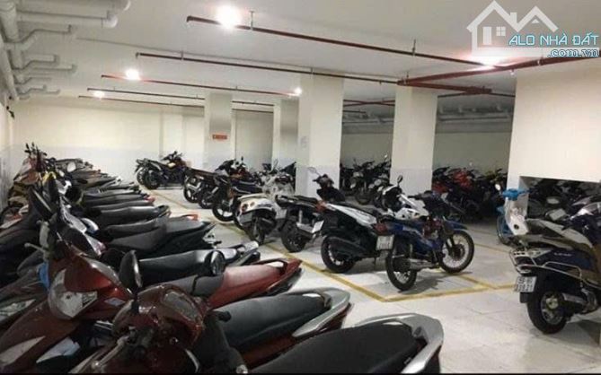 Bán Nhà Mặt Tiền Ngay Ủy Ban Tân Phu,  Thu 450tr.th- 400m, 13x30m, 7 Tầng, penhouse, 87 ph - 5