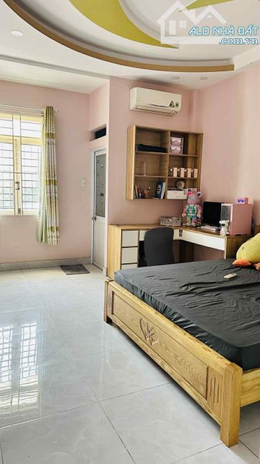 NHÀ ĐẸP 3 TẦNG, HẺM XE TẢI 8M THÔNG- TIỆN KD- SÁT CHỢ BÌNH THÀNH- 84M2(4x21)- CHỈ HƠN 6 TỶ - 5