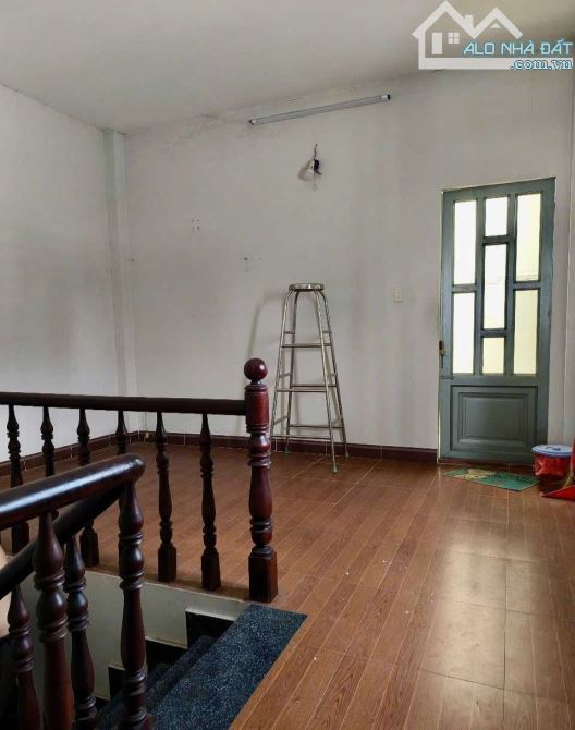 NHÀ 3 TẦNG CÒN MỚI VÀO Ở NGAY, 58M2, HXH, GẦN BÊN BỆNH VIỆN QUẬN 12 , CHỈ 4.45 TỶ TL - 5