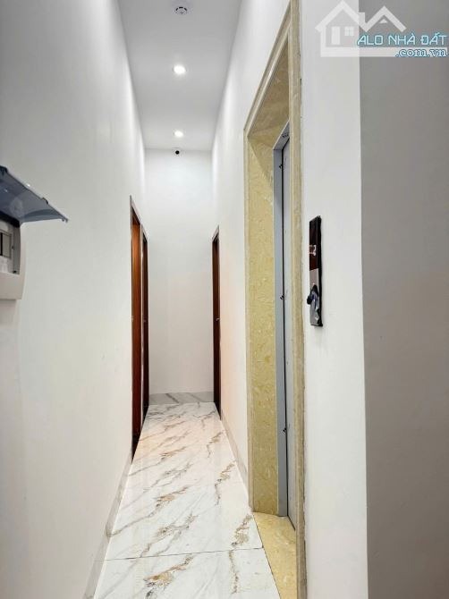 Chính chủ bán chung cư mini Ngã Tư Sở, 12 phòng, 7 tầng thang máy, DT 7%/năm, 10,9 tỷ - 6