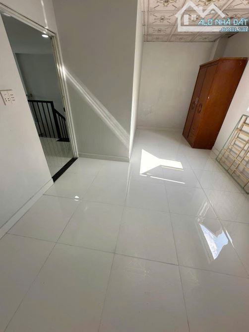 Ngang 5m, MH 5.8m, vô ở ngay , nhà mới 2 tầng  Huỳnh Thiện Lộc , Giá nhỉnh 5,4ty. - 6