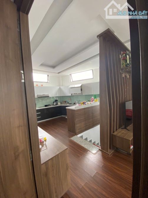 Toà Căn Hộ 3 Tầng 3 Mê & 1 Pent House Kiệt Ô Tô Nguyễn Hữu Thọ - 6