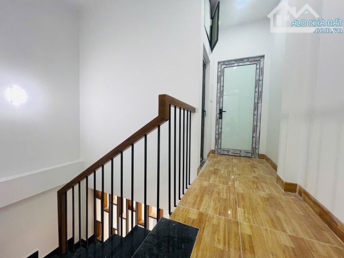 Bán nhà phố Định Công 40m2 giá 3 ti - 6