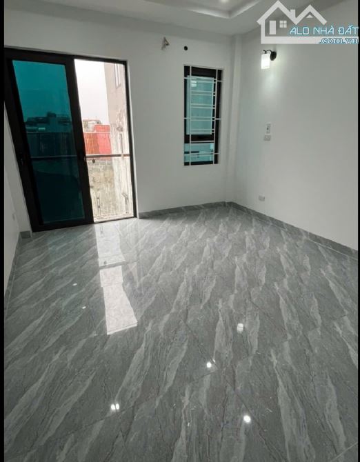 8.5 Tỷ/ 6 tầng thang máy/ 3.6 M tiền/ 1 nhà ra phố thạch Bàn - 6