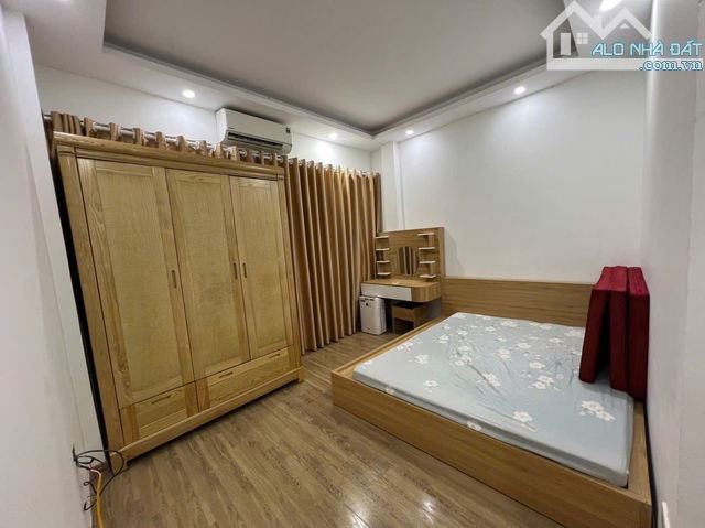 Bán gấp nhà Xuân Phương 4 tầng 32m2 công năng đầy đủ gần ô tô ở ngay giá 5,7 tỷ - 6
