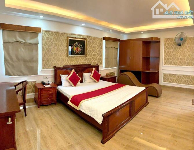 Bán Khách sạn MT Khu Tên Lửa, Q.Bình Tân, 23P, DT: 130m2(6x21.5), xây 1 hầm 7T_Giá: 24 tỷ - 6