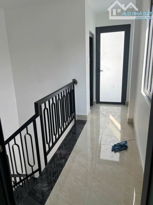 Nhà bán: đường Phan Tây Hồ. Q Phú Nhuận. DTSD 48m2. 2 tầng, giá bán 6,2 tỷ - 7