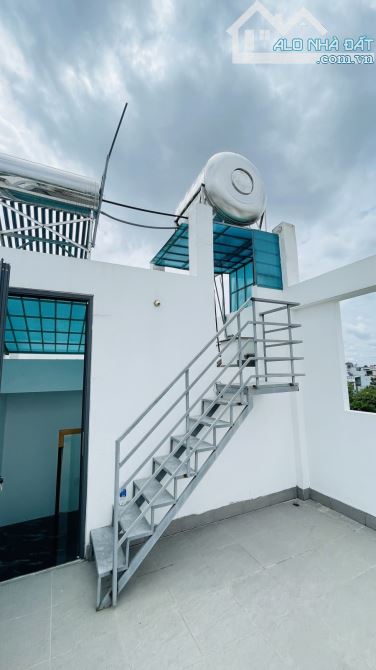 Bán nhà 50m2.5 tầng.về ở ngay, đường số 8.BHHB. Bình Tân. 4.8T - 7