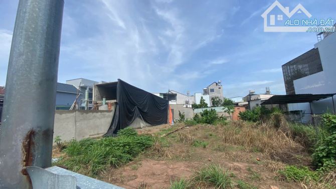 D054 🆘 Xả lỗ gấp  600tr ( 2tỉ8 còn 2tỉ2 ) Lô đất biệt thự mini ngang gần 9m sổ riêng thổ - 7
