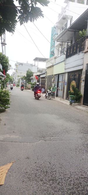 NHÀ ĐẸP 3 TẦNG, HẺM XE TẢI 8M THÔNG- TIỆN KD- SÁT CHỢ BÌNH THÀNH- 84M2(4x21)- CHỈ HƠN 6 TỶ - 7