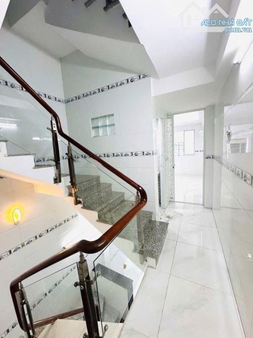 6ty3 33m2- 5Tầng ĐOÀN VĂN BƠ- HOÀNG DIỆU Q4 - 8