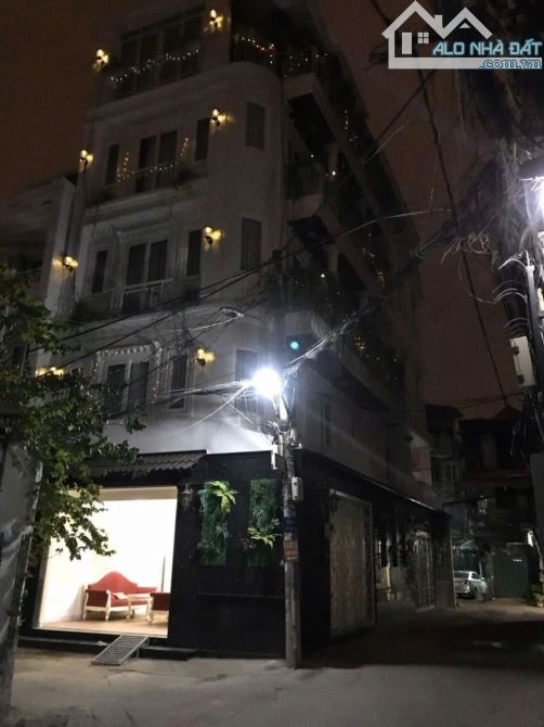 BÁN NHÀ, đường Đặng Văn Ngữ, Q. Phú Nhuận, Kc 1Trệt 4 lầu cao cấp  Dt:7 x 9m. Giá 15tỷ900 - 8