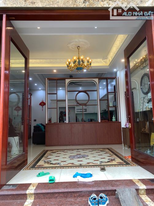 Nhà đẹp xây ở thuộc khu đô thị Thiên phú - 8