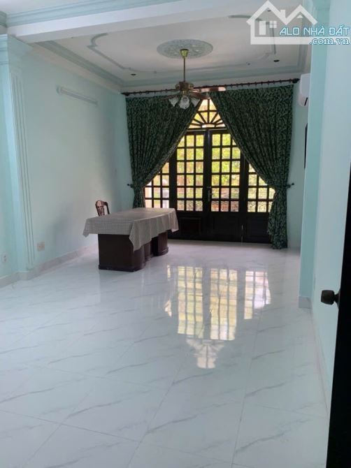 SIÊU PHẨM NHÀ ĐẸP NGAY BẠCH ĐẰNG - DT KHỦNG 94M2 - HẺM 8M XE HƠI VI VU - 8