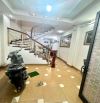 Bán Nhà Phan Kế Bính, Gần Ô tô, 2 thoáng, 40m2, 5 tầng, 8,5 Tỷ