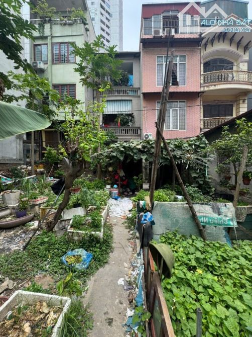 Mảnh đất vàng còn xót lại Lê Trọng Tấn,215m mt10m,ô tô vào nhà, ngay ngã tư văn phú,Đầu tư