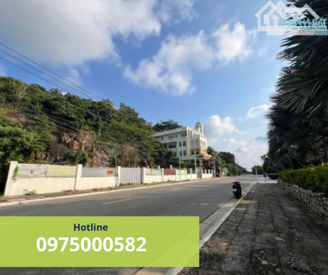 BÁN LÔ ĐẤT MẶT TIỀN TRẦN PHÚ ( DT: 4939M2 NGANG 30M X 131M) VIEW TRỰC DIỆN BIỂN - 1