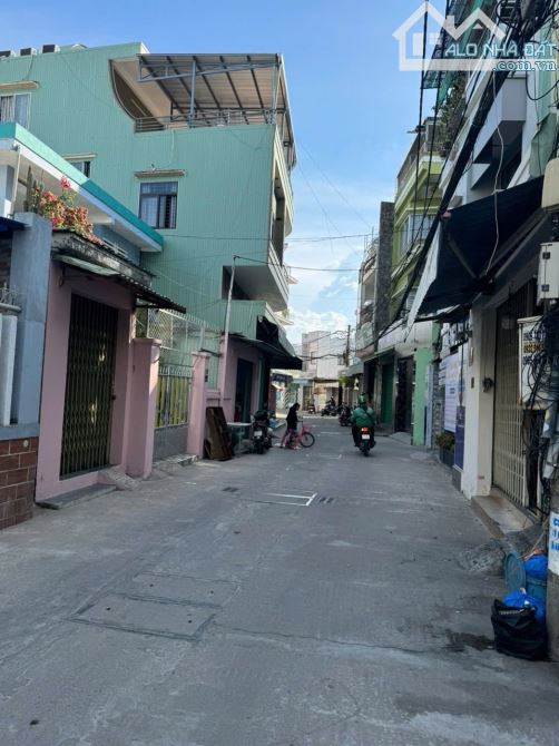 Bán nhà 2 tầng kiên cố đẹp kiệt Mai Lão Bạng gần công viên và chợ Đống Đa giá rẻ