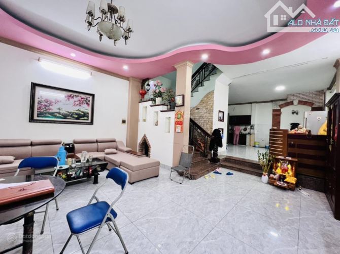 Bán MT phân lô Tạ Quang Bửu, Quận 8, 105m2, 4 tầng, dòng tiền nuôi yến 500 triệu/năm 20
