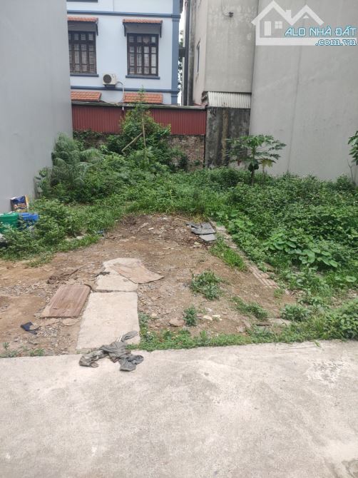 Bán đất  Xuân Đỉnh, 50m2, phân lô, ô tô,  nhỉnh 5tỷ.
