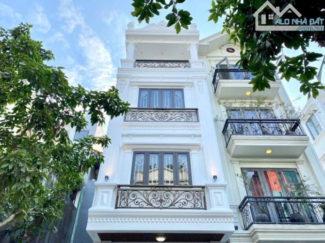 Chính chủ gửi bán 2 căn nhà xây mới Phân Lô Tuyến 2 Ngô Gia Tự. DT 40m2 x 4T