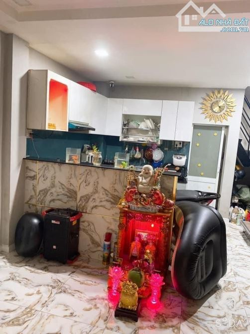 Bình Tân, AN lạc, Nhà 2 tầng, DTSD 90m2, Hẻm ô tô, giá rẻ.
