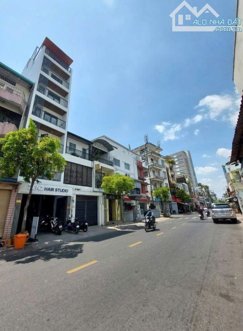 Hạ giá bán gấp nhà MT Trần Đình Xu, Quận 1 - DT 4x25m KC: 4 Tầng giá chỉ 33,5 Tỷ