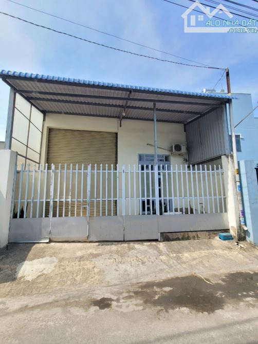 Bán kho xưởng 7x30m, hẻm ĐT.743B p.Tân Đông Hiệp gần Trung Tâm Y Tế Dĩ An