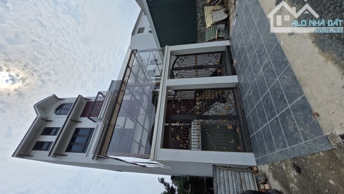 B.Á.N NHÀ SÁT TÂN TÂY ĐÔ, PHÂN LÔ, GARA, Ô TÔ TRÁNH , THANG MÁY NHẬP 100M2,  15 TỶ 5