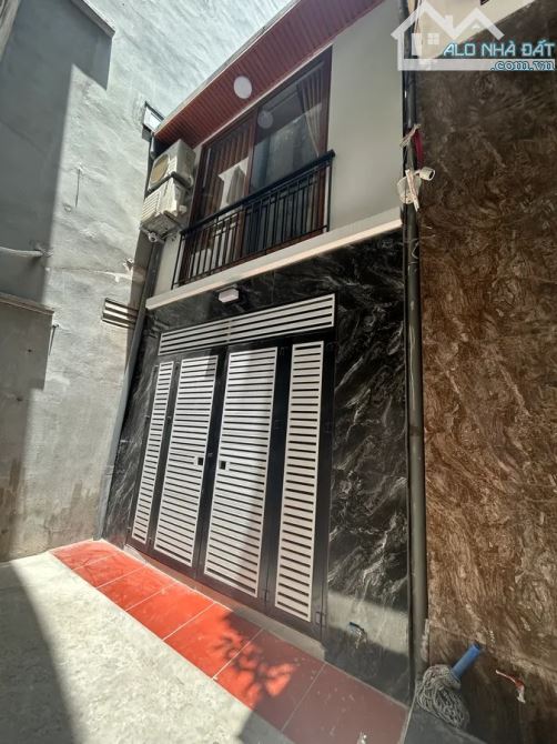 Cực Hiếm. Bán Nhà Ngọc Lâm 24/28m mặt tiền 3.6m 2 tầng mới đẹp chỉ hơn 4 tỷ