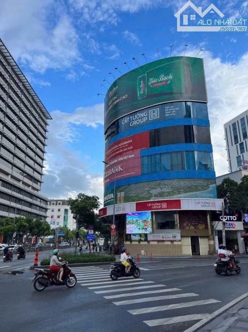 Siêu VIP Building Góc 2MT Nguyễn Văn Trỗi-Trần Huy Liệu 23x15m H8L HĐ 800 Tr Chỉ 220 Tỷ