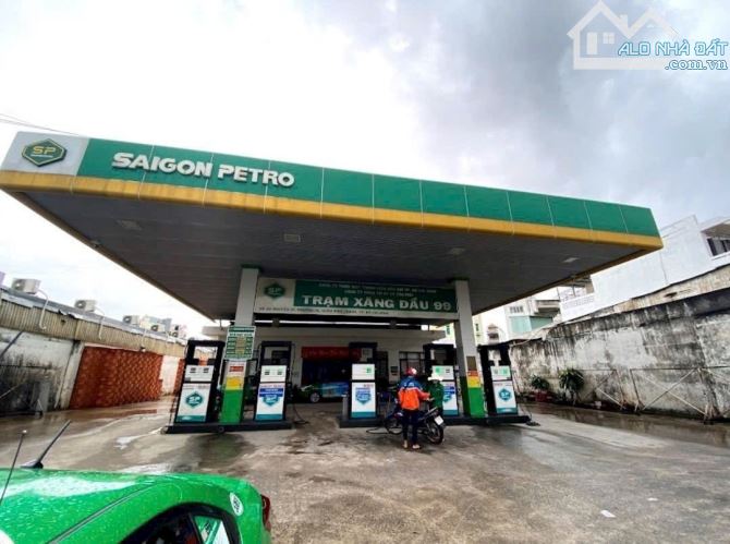 Chuyển nhượng cây xăng MT Nguyễn Xí, P26, Q Bình Thạnh, DT 22,71 x 30m, giá 140 tỷ