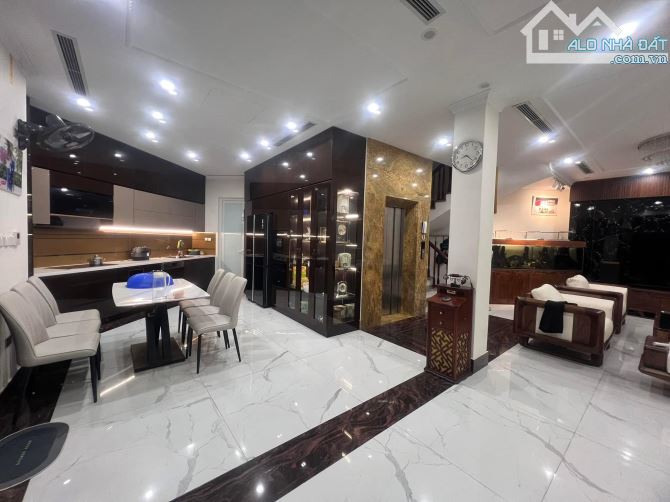 CÒN 1 CĂN DUY NHẤT- BÁN NHÀ LÝ NAM ĐẾ- Ô TÔ TRÁNH- 65M2 - 6 TẦNG THANG MÁY- 6M MT - 35 TỶ