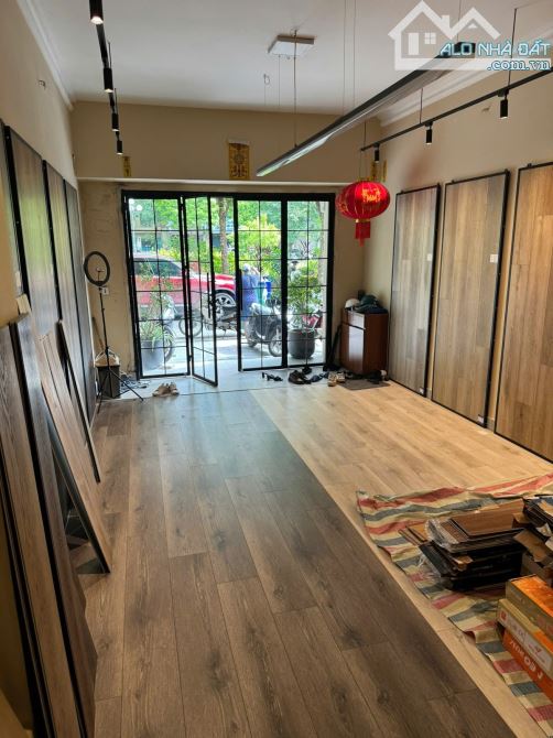 Phân lô, Ô tô, vỉa hè, KD, gần Lê Quang Đạo Kéo Dài 100m, 4T, MT4.5m