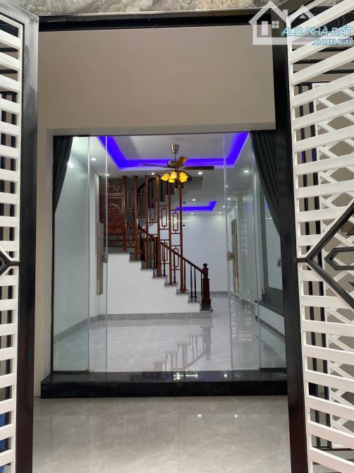 Bán nhà trong ngõ đường Trần Nhật Duật