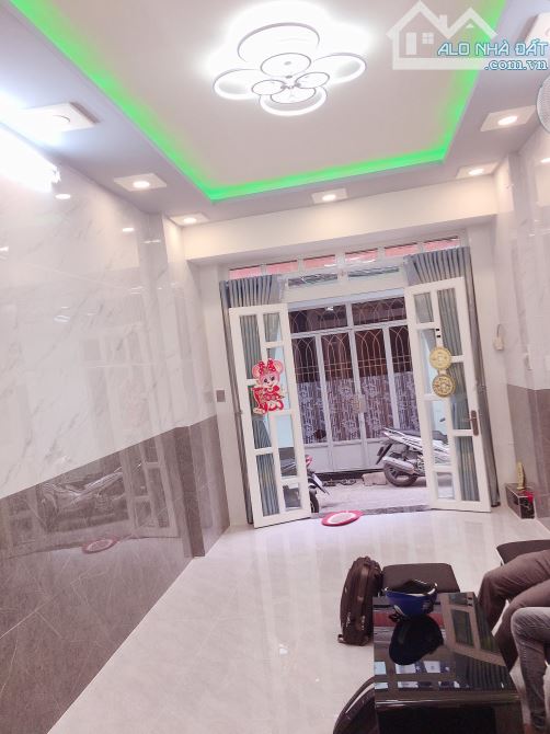 Nhà Nguyễn Công Hoan 79m² – Giá tốt chỉ 8,4 tỷ, vị trí trung tâm, lợi nhuận hấp dẫn