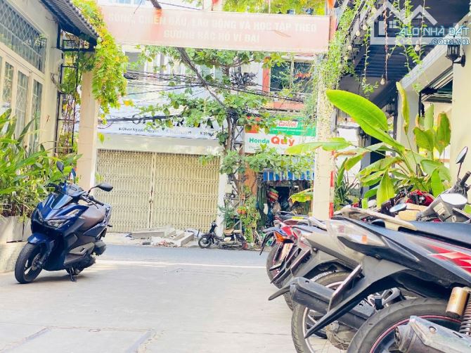 NGỘP BANK CHỦ BÁN (C4) MUA1 ĐƯỢC 2 CĂN NHÀ- LÔ GÓC KIỆT TRẦN BÌNH TRỌNG THÔNG NGÔ GIA TỰ-