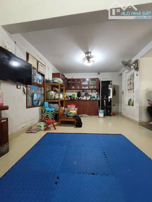 THỊNH LIỆT 40M 2T MT 6.5m BA GÁC CHẠY CÁCH MP 50M THÍCH HỢP ĐỂ XÂY HIẾM RẺ HỢP LÝ
