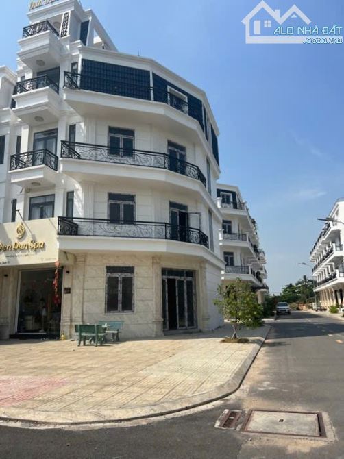 BÁN SIÊU PHẨM 4PN,4WC KHU PHÂN LÔ ĐỒNG BỘ ĐƯỜNG VÕ THỊ LIỄU - Q12- 52M²- 4 TẦNG- HẺM 8M