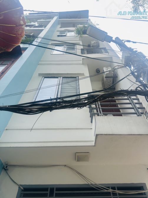 Trần Quốc Vượng- Cầu Giấy-46.1m x 5 Tầng- Ô Tô qua Nhà -Nhỉnh 9 Tỷ