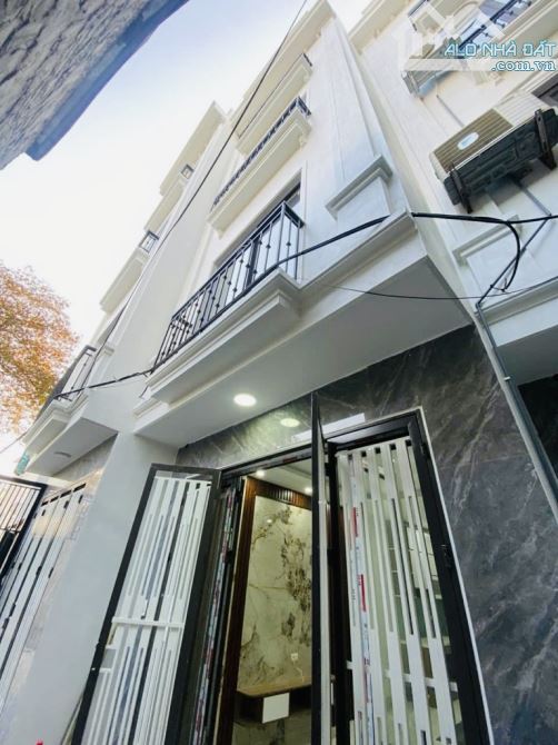 4,6 Tỷ Nhà Mới Đẹp Phố Đại Cát -Liên Mạc -Bắc Từ Liêm.5 Tầng .35m