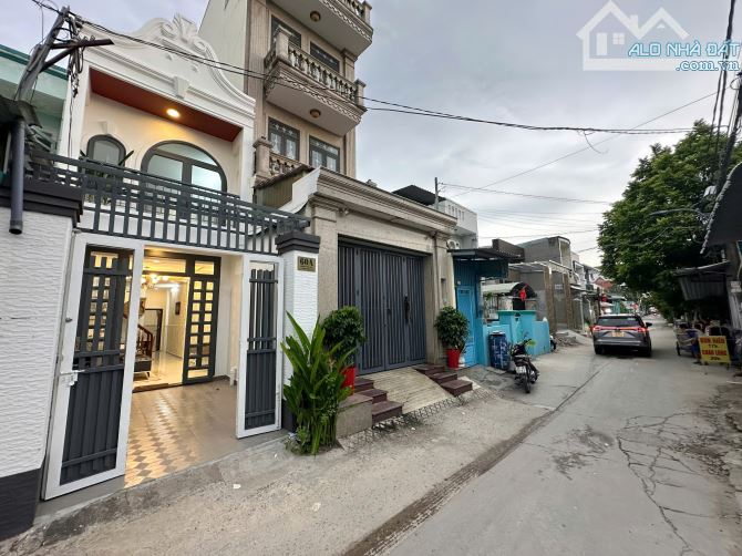 Bán nhà 2 Tầng SHR mặt tiền Thạnh Xuân 39, Q12  - DT: 3.12 x 17  giá nhỉnh 3 tỷ