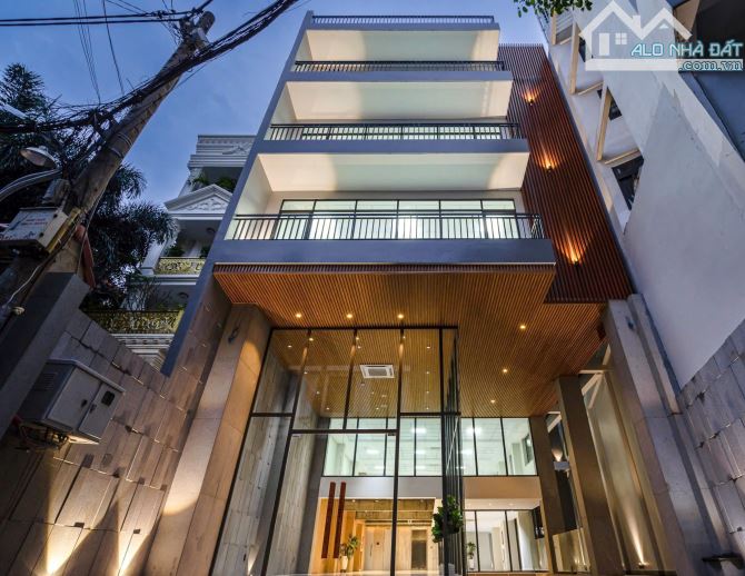 Bán tòa nhà CHDV MT ngay trục Gò Dầu Q.Tân phú - 8x20m Hầm 8 tầng HĐT 1.2 tỷ giá 26 tỷ.