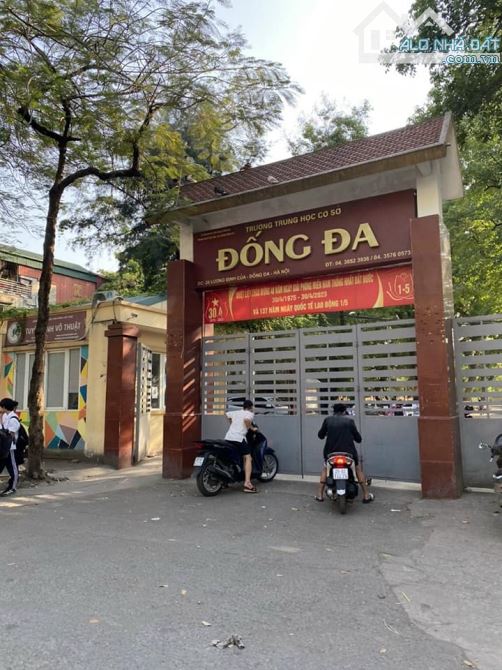Bán nhà Tôn Thất Tùng Đống Đa 40m2x5T mặt ngõ KINH DOANH tấp nập chỉ hơn 10 tỷ