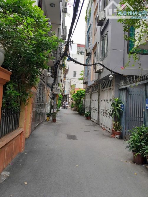 mảnh đất Lê Trọng Tấn 215m mặt tiền 10m, ô tô vào nhà, cực gần phố, chia lô,Xây CCMN - 1