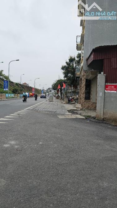Đất vuông đẹp trong đê phố Phúc Lợi 52m - MT 4,4m - xe o to vao nha - 1